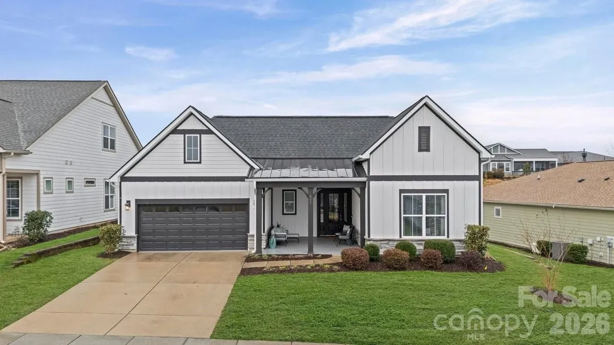 Property Slideshow image 1 of 48 | 511 bowline dr, Denver, NC, 28037