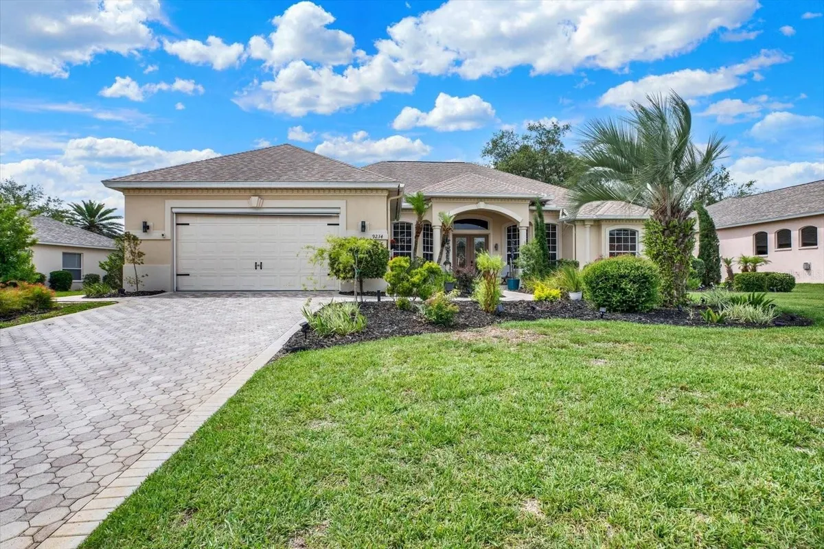 Property Slideshow image 1 of 68 | 9234 grand cypress dr, Weeki Wachee, FL, 34613