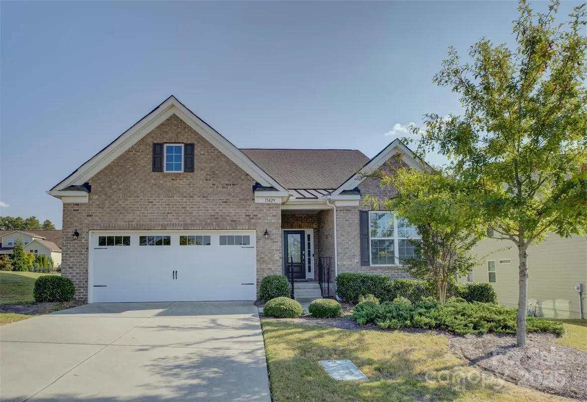 Property Slideshow image 1 of 48 | 15429 topanga dr, Charlotte, NC, 28278