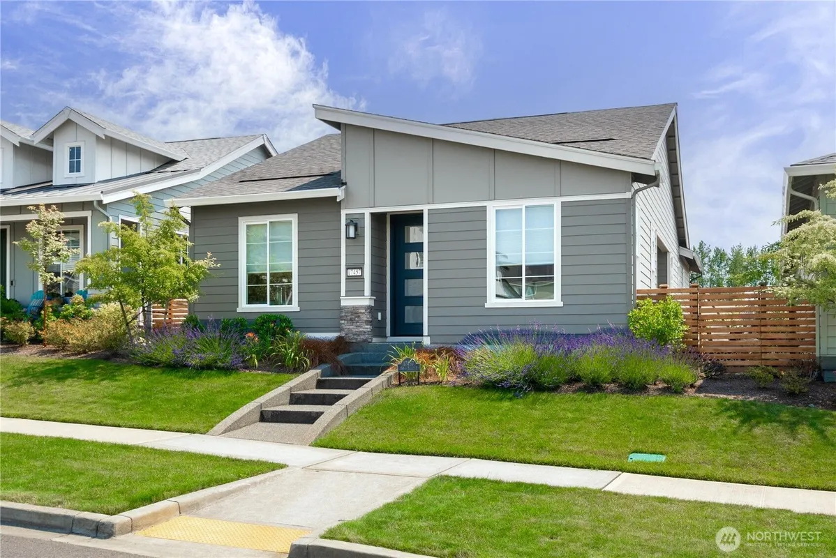Property Slideshow image 1 of 33 | 17457 154th st, Bonney Lake, WA, 98391
