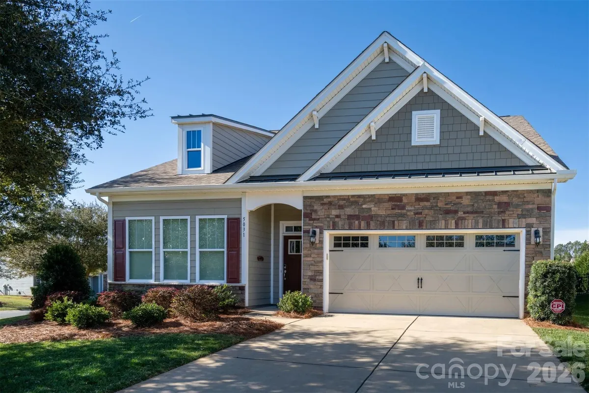 Property Slideshow image 1 of 47 | 5031 star hill ln, Charlotte, NC, 28214
