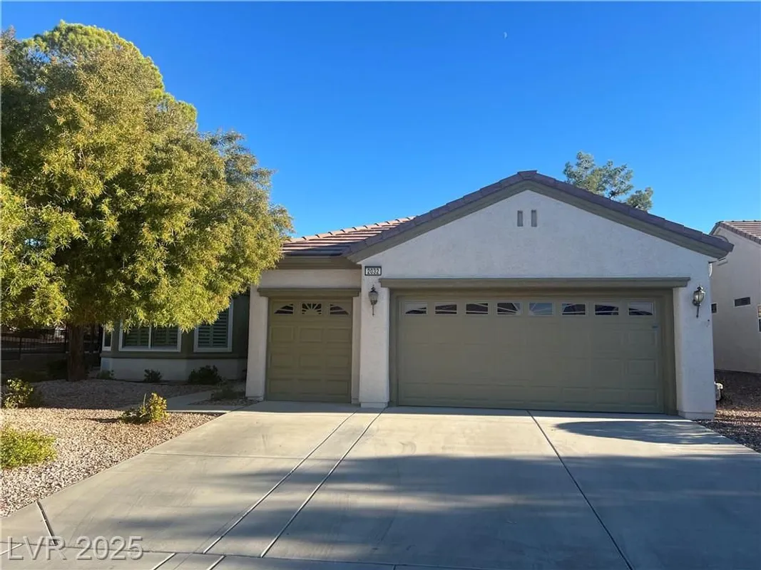 Property Slideshow image 1 of 2 | 2032 wolverine ct, Henderson, NV, 89052
