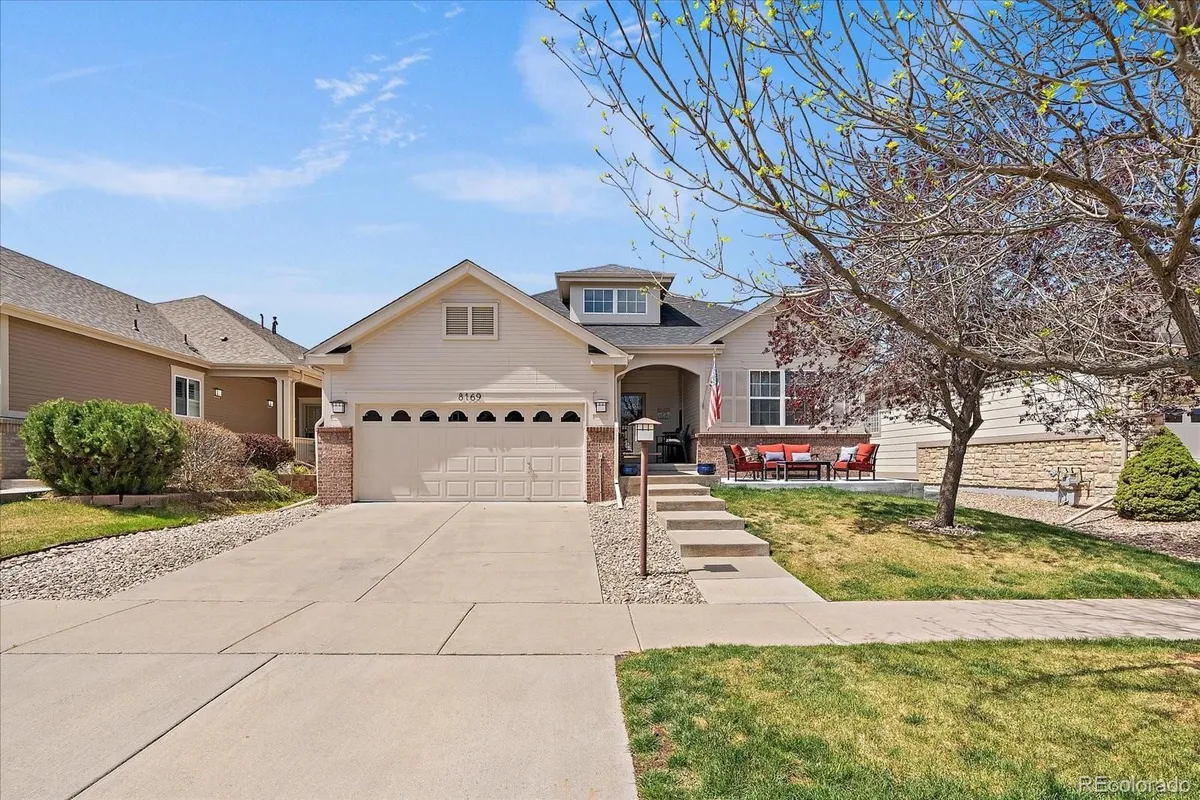 Property Slideshow image 1 of 35 | 8169 s catawba ct, Aurora, CO, 80016