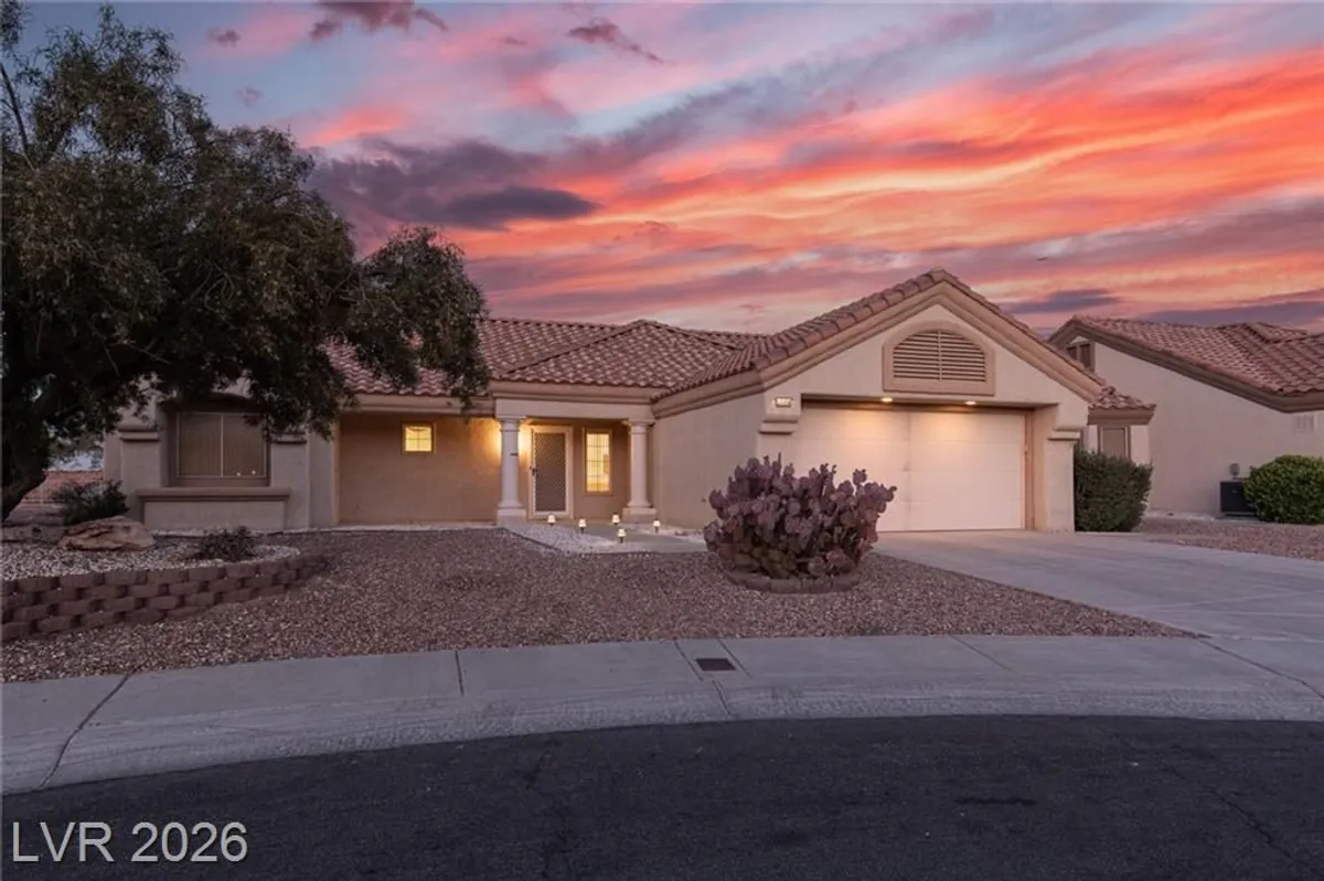 Property Slideshow image 1 of 41 | 3104 lotus hill dr, Las Vegas, NV, 89134