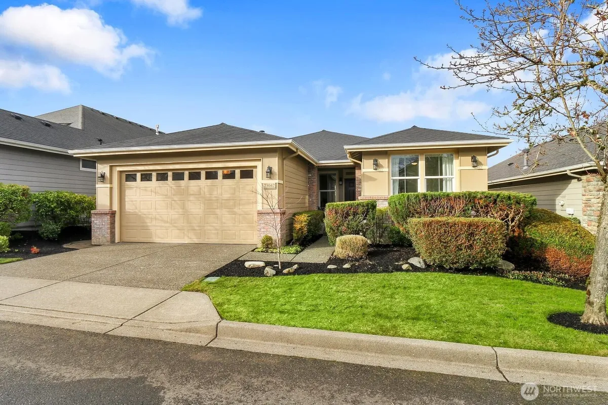 Property Slideshow image 1 of 38 | 23042 ne 128th pl, Redmond, WA, 98053