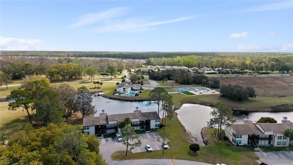 Property Slideshow image 1 of 39 | 17203 sandalwood dr, Wildwood, FL, 34785