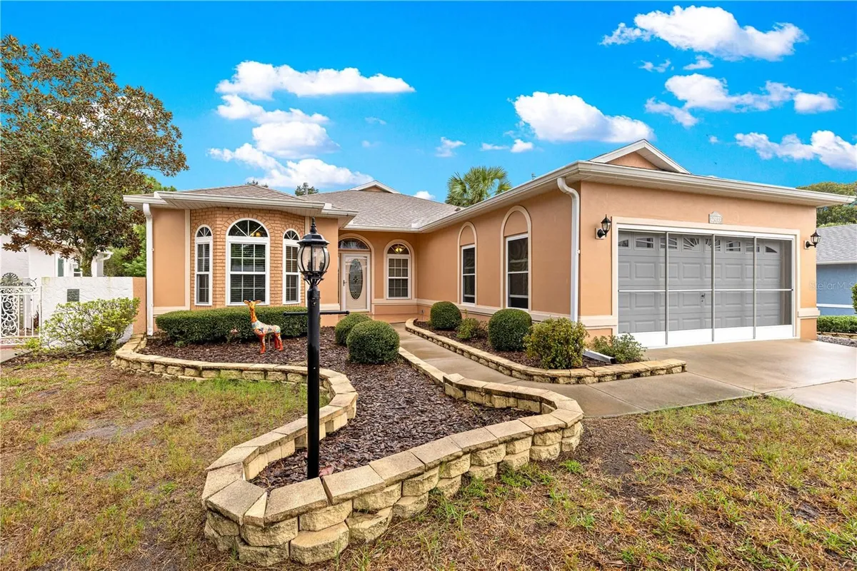 Property Slideshow image 1 of 50 | 9200 sw 93rd cir, Ocala, FL, 34481