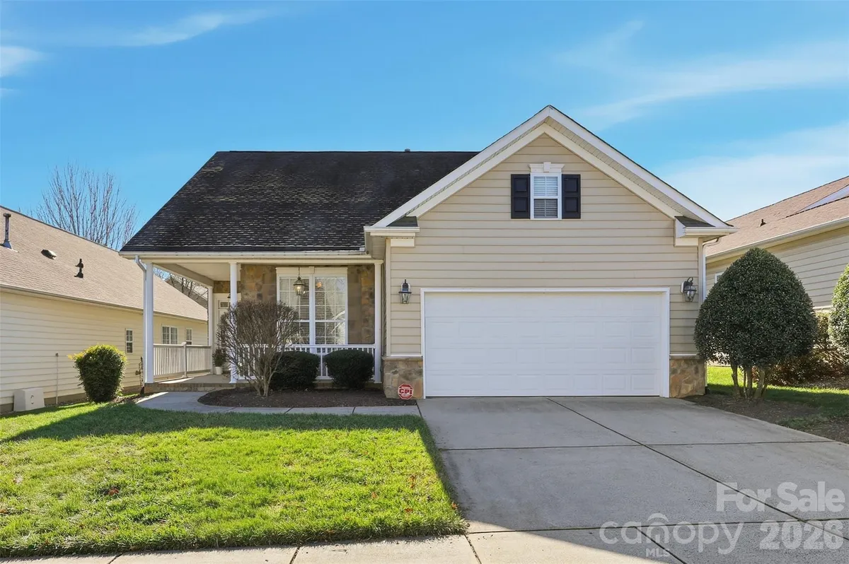 Property Slideshow image 1 of 46 | 2320 jade ln, Fort Mill, SC, 29708