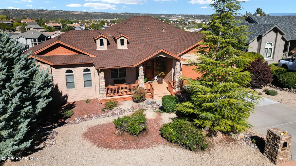 Property Slideshow image 1 of 48 | 806 hoosier pass, Prescott, AZ, 86301