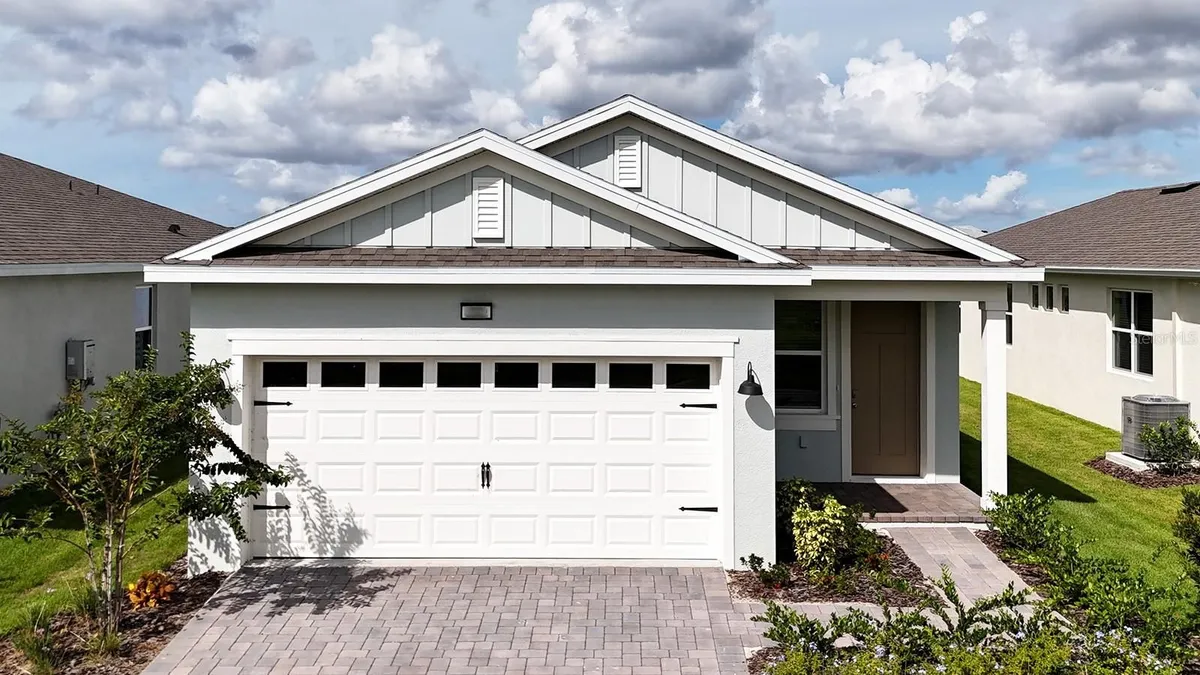 Property Slideshow image 1 of 9 | 3969 kennebunk loop, Mount Dora, FL, 32757