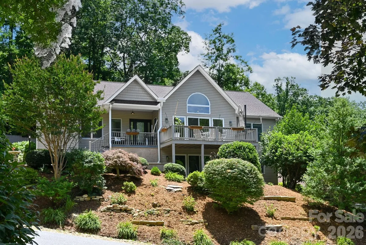 Property Slideshow image 1 of 45 | 77 carriage w dr, Hendersonville, NC, 28791