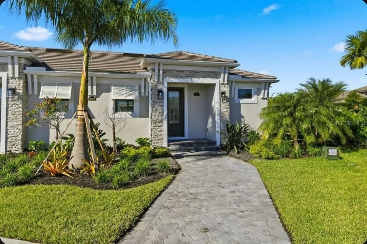 Property Slideshow image 1 of 39 | 4052 santa caterina blvd 10102, Bradenton, FL, 34211