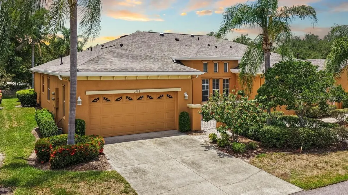 Property Slideshow image 1 of 57 | 2128 sifield greens way 13, Sun City Center, FL, 33573