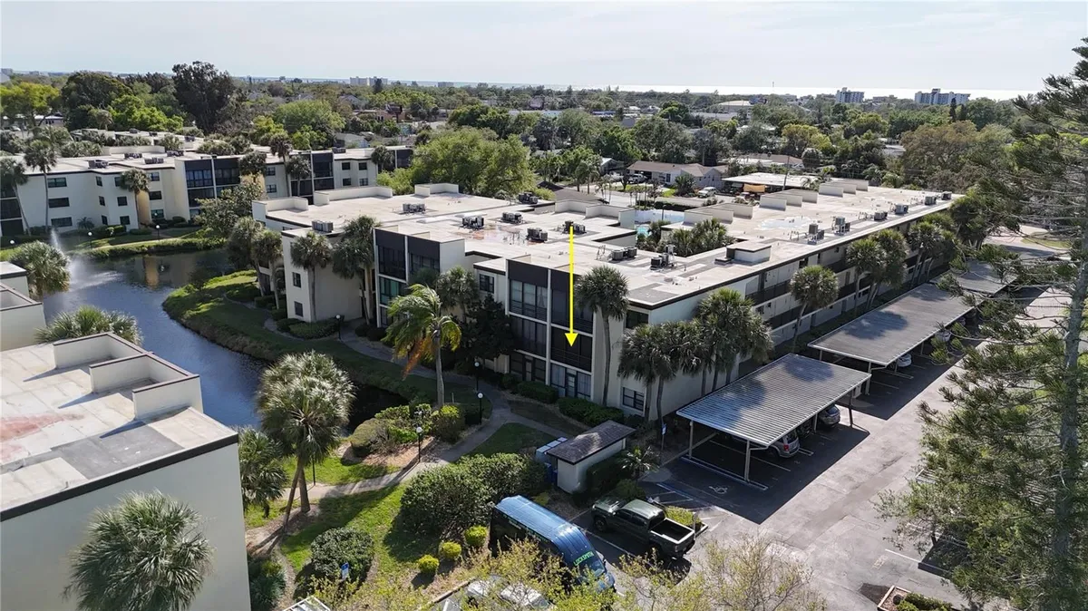 Property Slideshow image 1 of 36 | 14255 rosemary ln 8216, Largo, FL, 33774