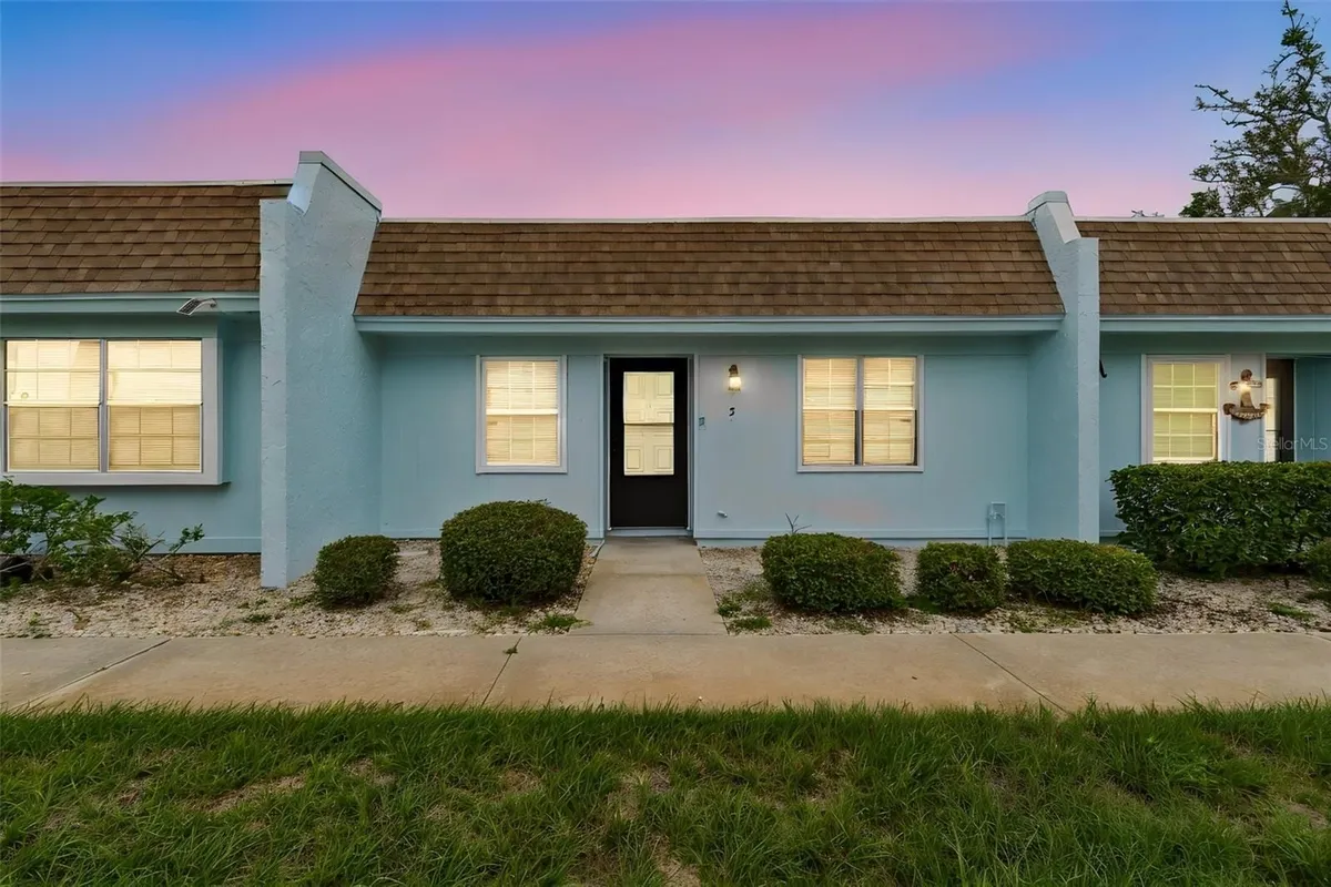 Property Slideshow image 1 of 87 | 11110 carriage hill dr 5, Port Richey, FL, 34668