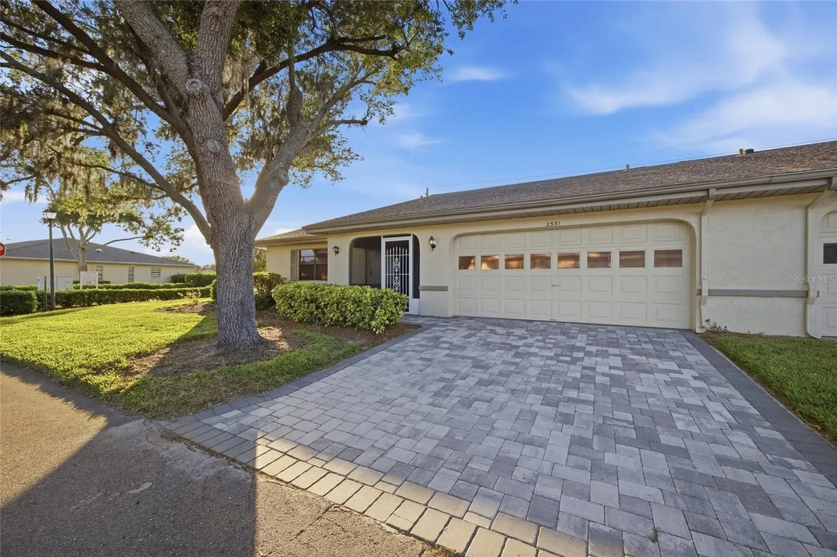 Property Slideshow image 1 of 41 | 2331 lancaster dr, Sun City Center, FL, 33573