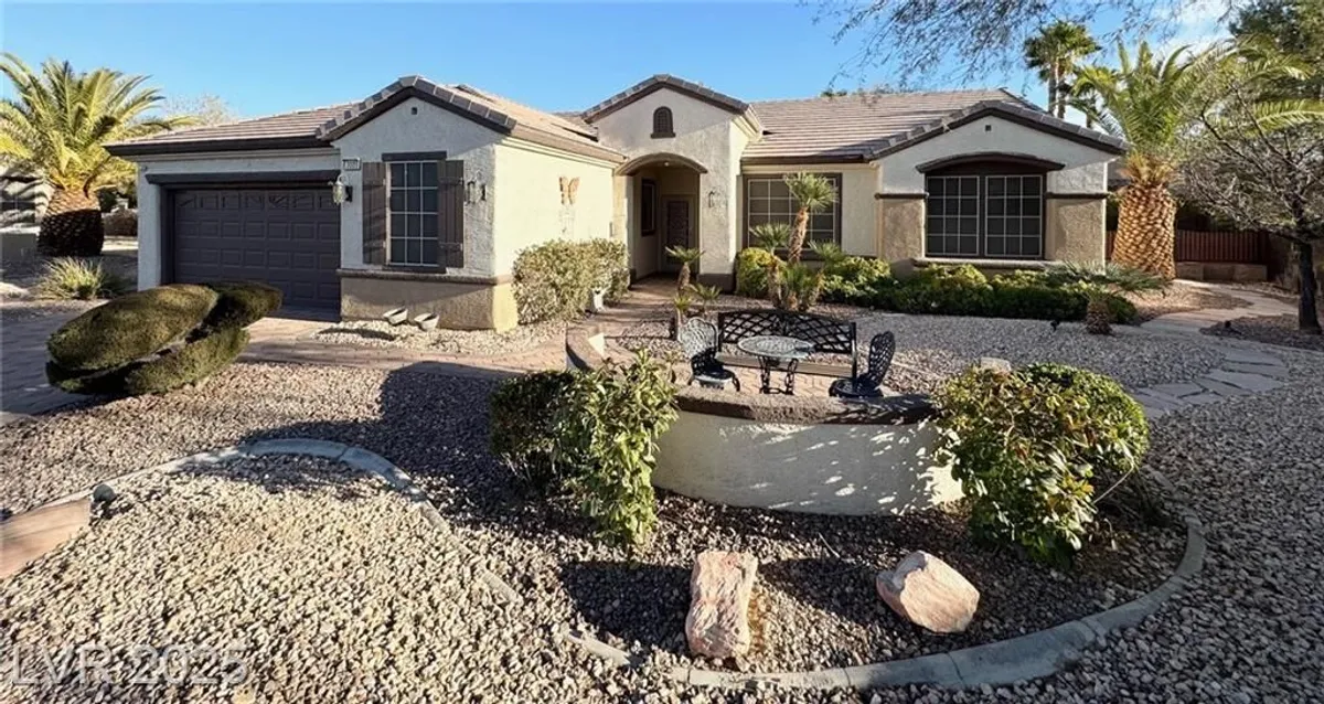 Property Slideshow image 1 of 49 | 3005 walnut park ct, Henderson, NV, 89052
