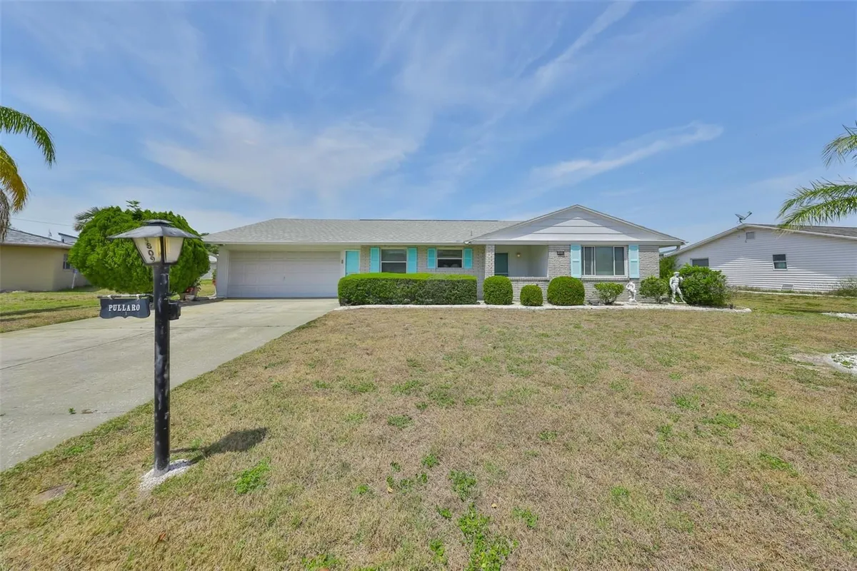 Property Slideshow image 1 of 49 | 1809 haverford ave, Sun City Center, FL, 33573
