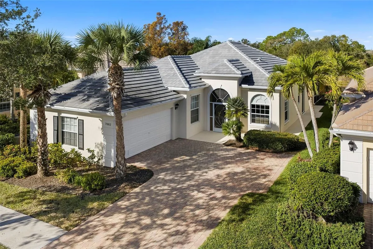 Property Slideshow image 1 of 64 | 7662 uliva way, Sarasota, FL, 34238