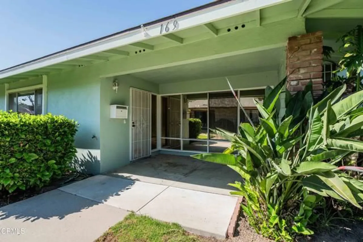 Property Slideshow image 1 of 27 | 169 w alta grn, Port Hueneme, CA, 93041