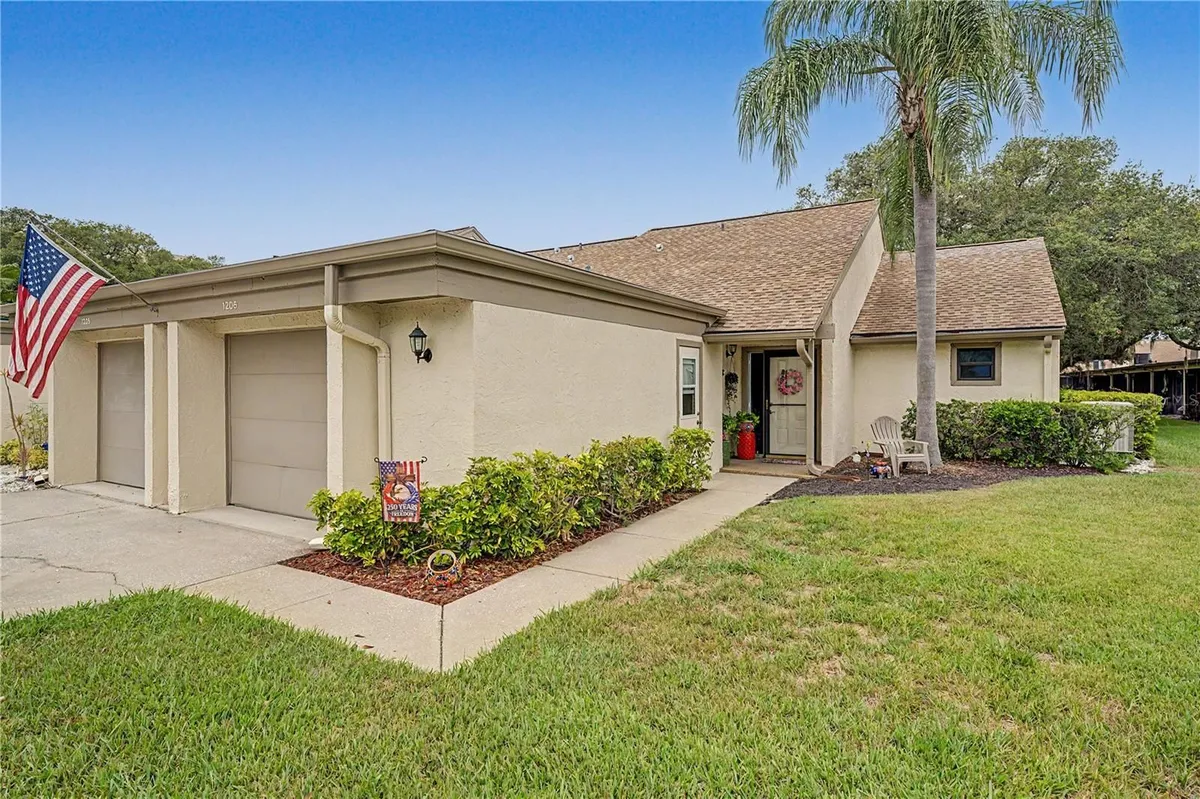 Property Slideshow image 1 of 71 | 1206 palm dr, Tarpon Springs, FL, 34689