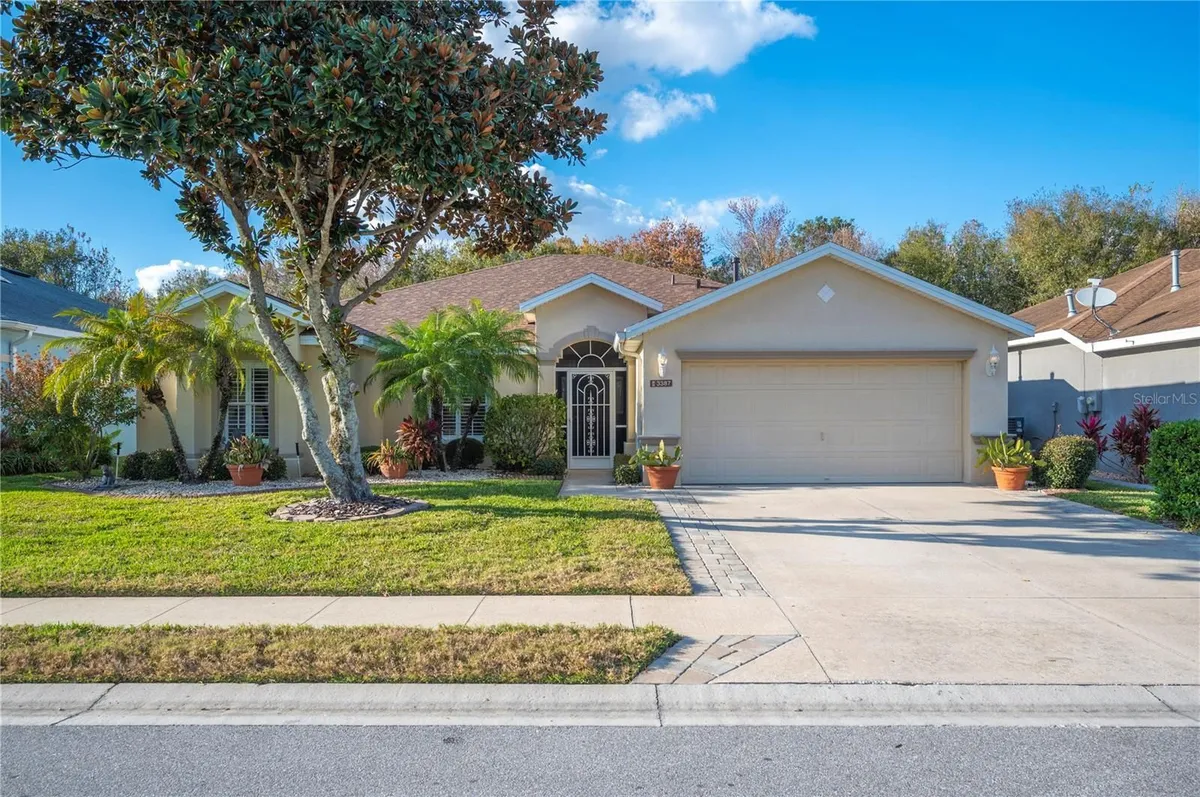 Property Slideshow image 1 of 73 | 3387 fiddle leaf way, Lakeland, FL, 33811