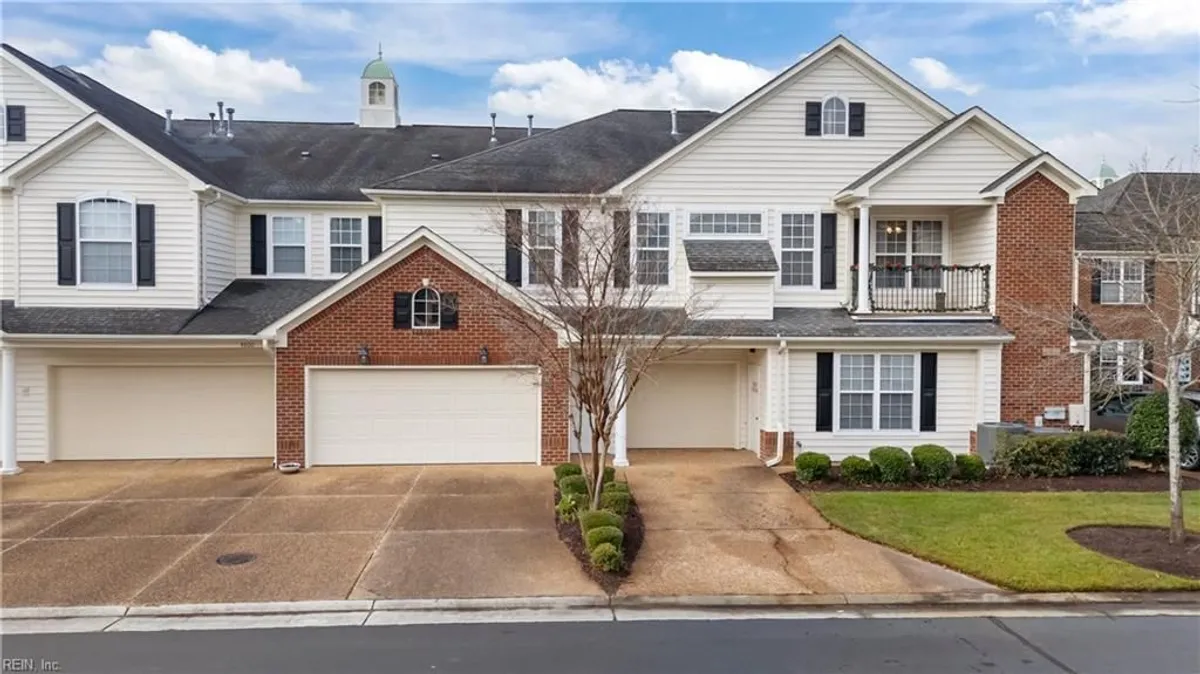Property Slideshow image 1 of 41 | 3532 winding trail cir, Virginia Beach, VA, 23456