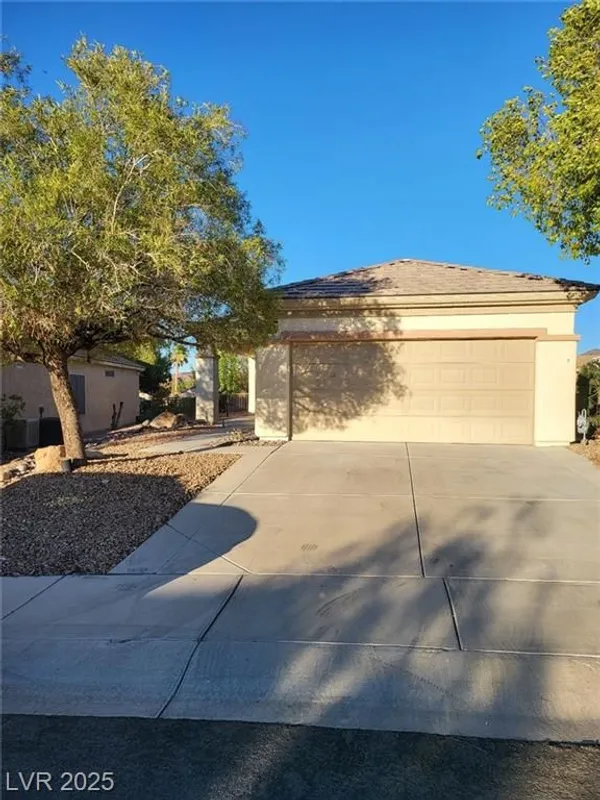 Property Slideshow image 1 of 22 | 1376 forlana dr, Henderson, NV, 89052