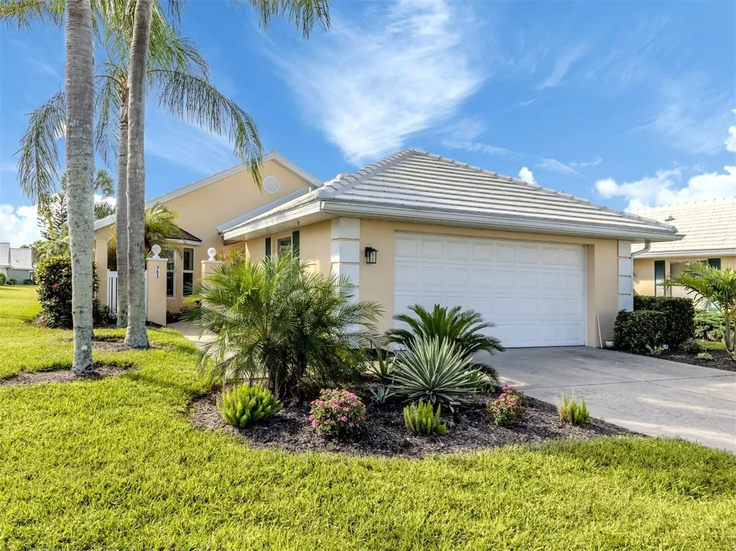 Property Slideshow image 1 of 77 | 761 harrington lake dr 61, Venice, FL, 34293