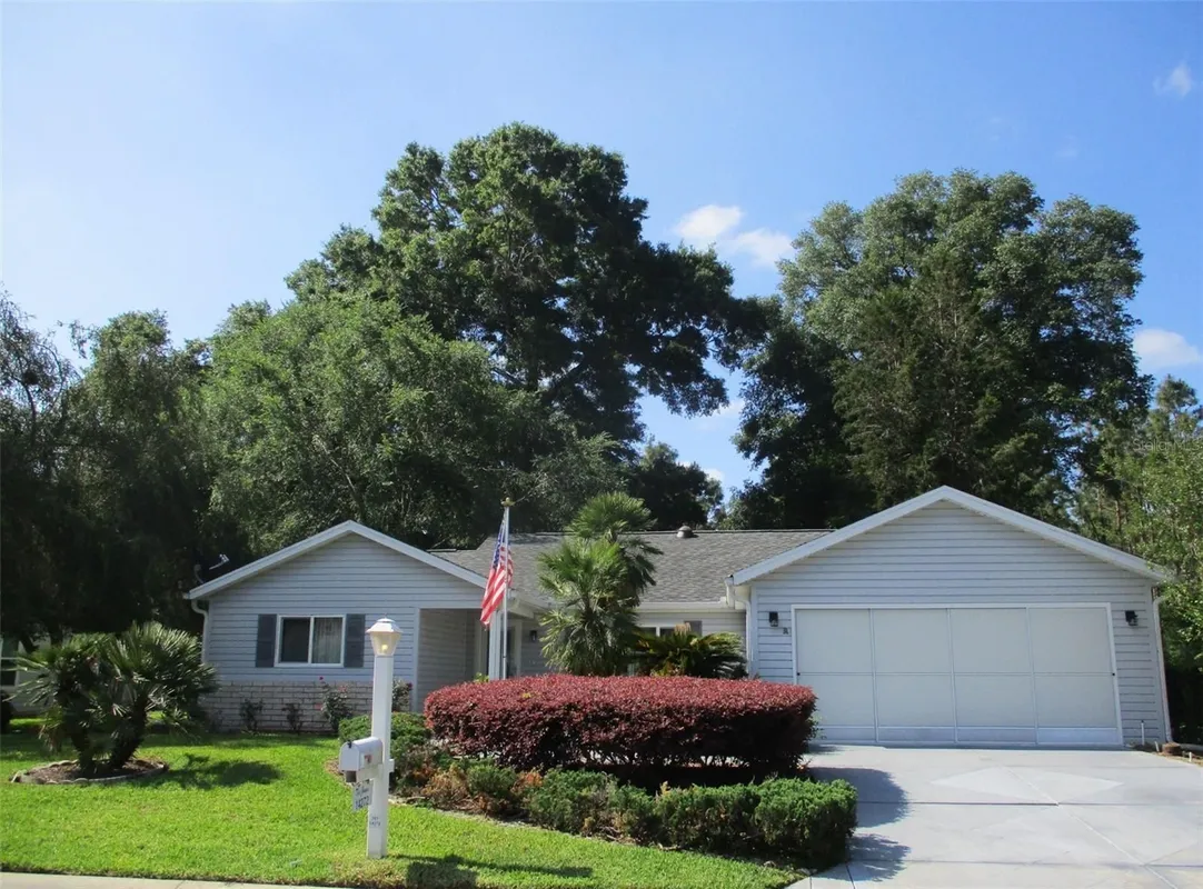 Property Slideshow image 1 of 89 | 14272 sw 112th cir, Dunnellon, FL, 34432