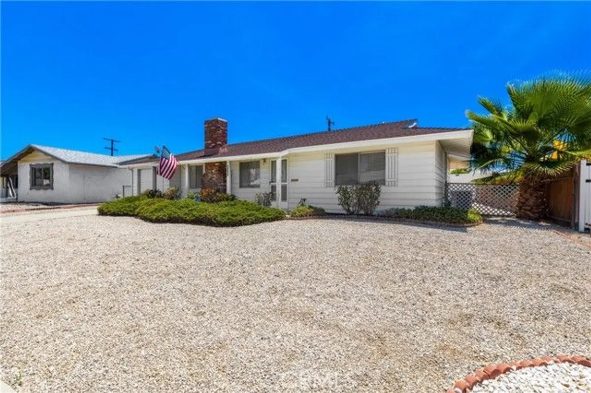 Property Slideshow image 1 of 41 | 26655 saint andrews, Sun City, CA, 92586