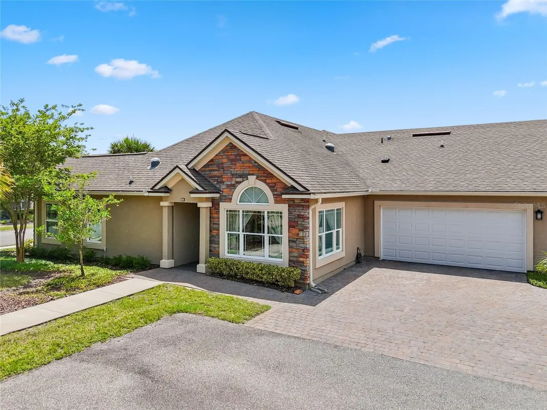 Property Slideshow image 1 of 41 | 33 anacapa ct 215-b, St Augustine, FL, 32084