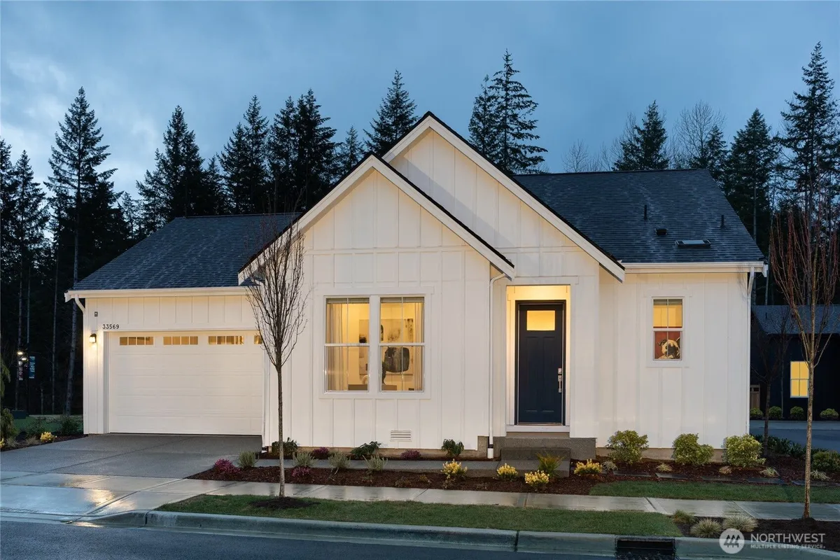 Property Slideshow image 1 of 26 | 33569 douglas ave 11, Black Diamond, WA, 98010