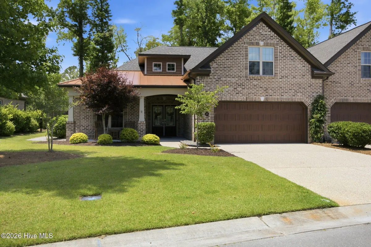 Property Slideshow image 1 of 44 | 665 jenoa loop, Castle Hayne, NC, 28429