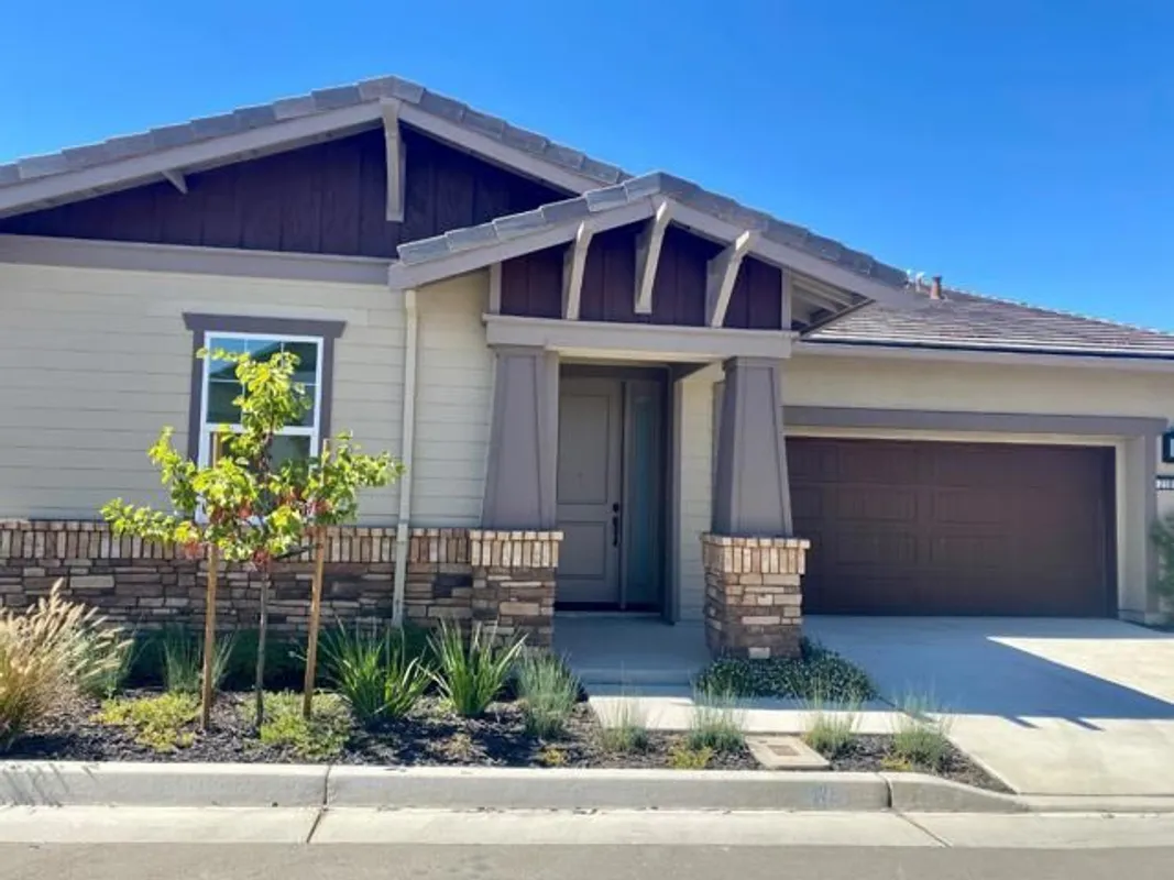 Property Slideshow image 1 of 22 | 2106 white oak dr, Hollister, CA, 95023