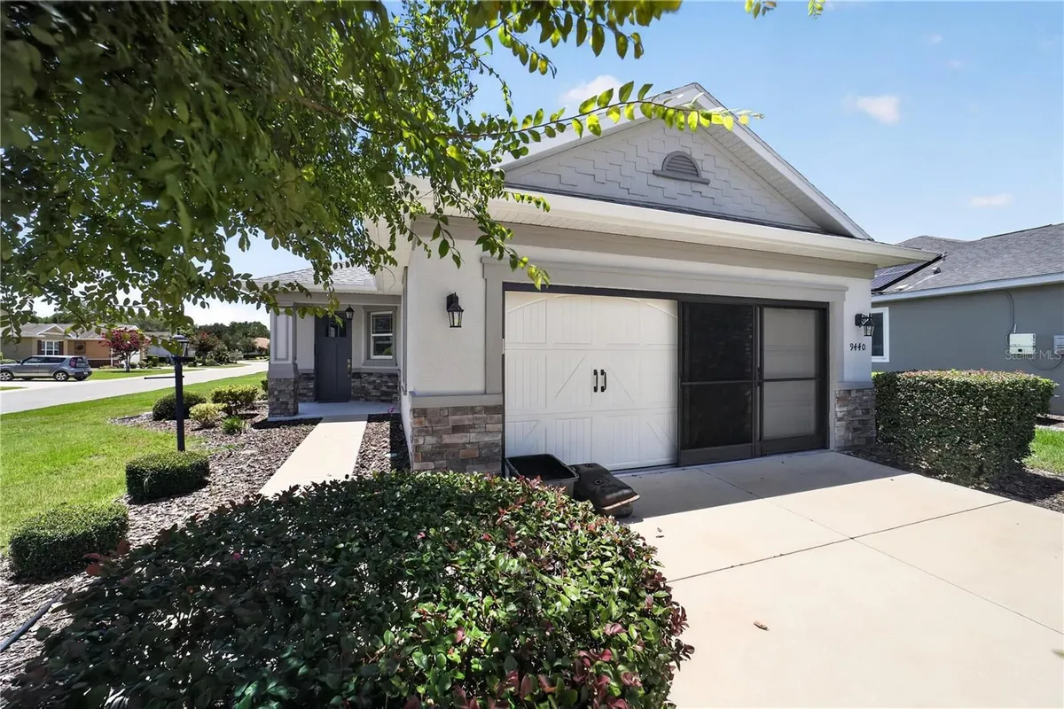 Property Slideshow image 1 of 25 | 9440 sw 98th ter, Ocala, FL, 34481