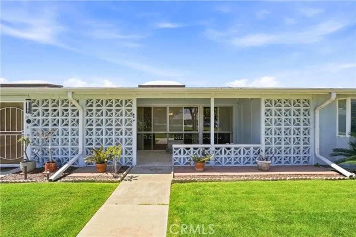 Property Slideshow image 1 of 31 | 13140 del monte dr 52j/m16, Seal Beach, CA, 90740