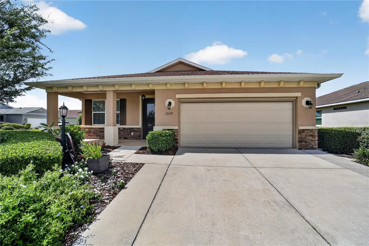 Property Slideshow image 1 of 34 | 10119 sw 88th st, Ocala, FL, 34481