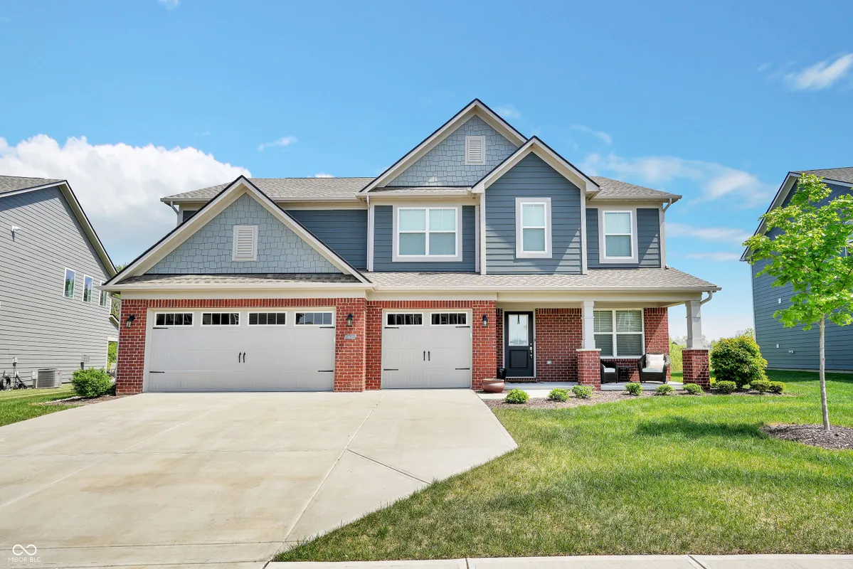 Property Slideshow image 1 of 88 | 4137 grange dr, Bargersville, IN, 46106
