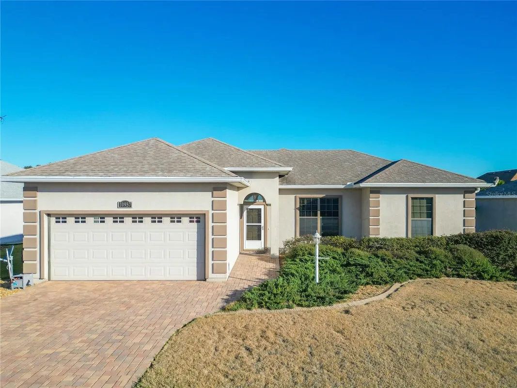 Property Slideshow image 1 of 36 | 10957 se 170th lane rd, Summerfield, FL, 34491