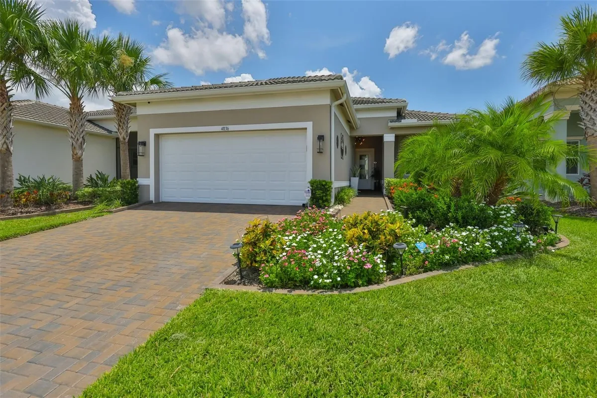 Property Slideshow image 1 of 40 | 4836 sevilla shores dr, Wimauma, FL, 33598