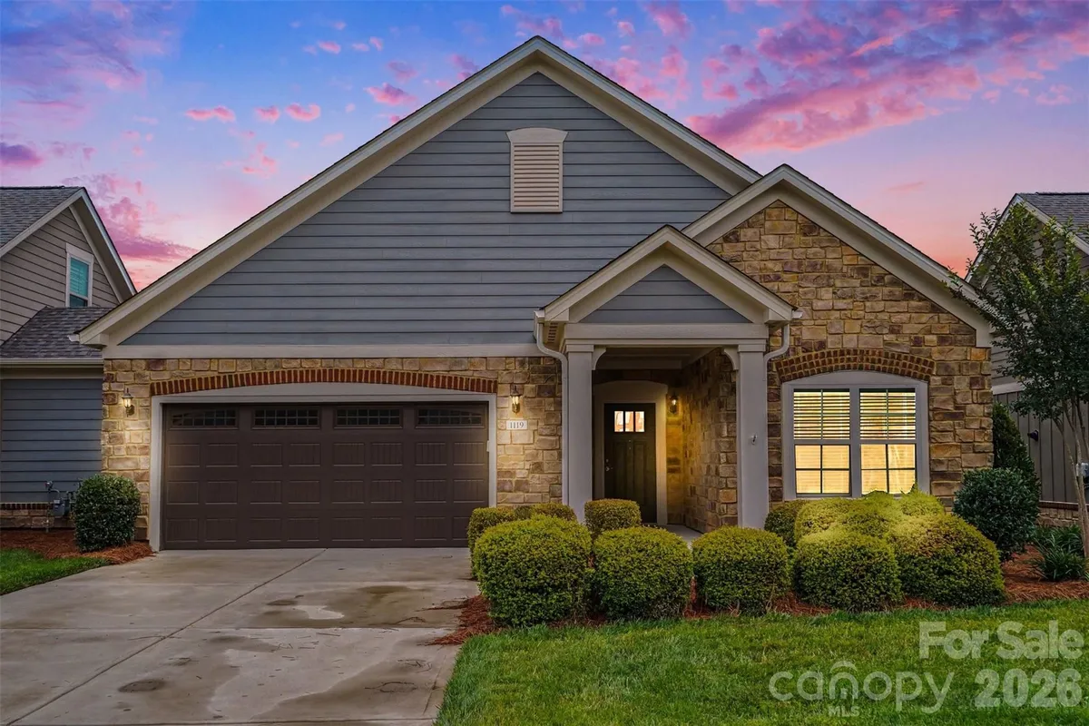 Property Slideshow image 1 of 36 | 1119 millview ln, Matthews, NC, 28104