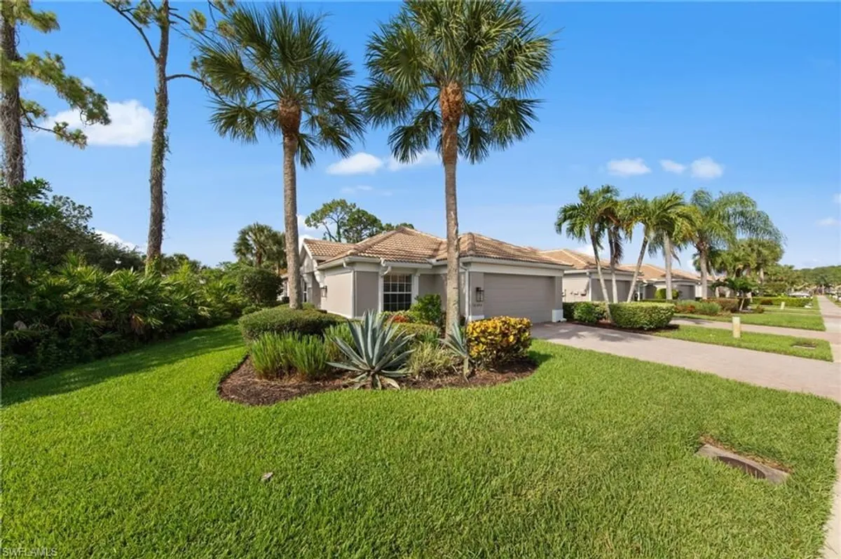 Property Slideshow image 1 of 50 | 10046 horse creek rd, Fort Myers, FL, 33913