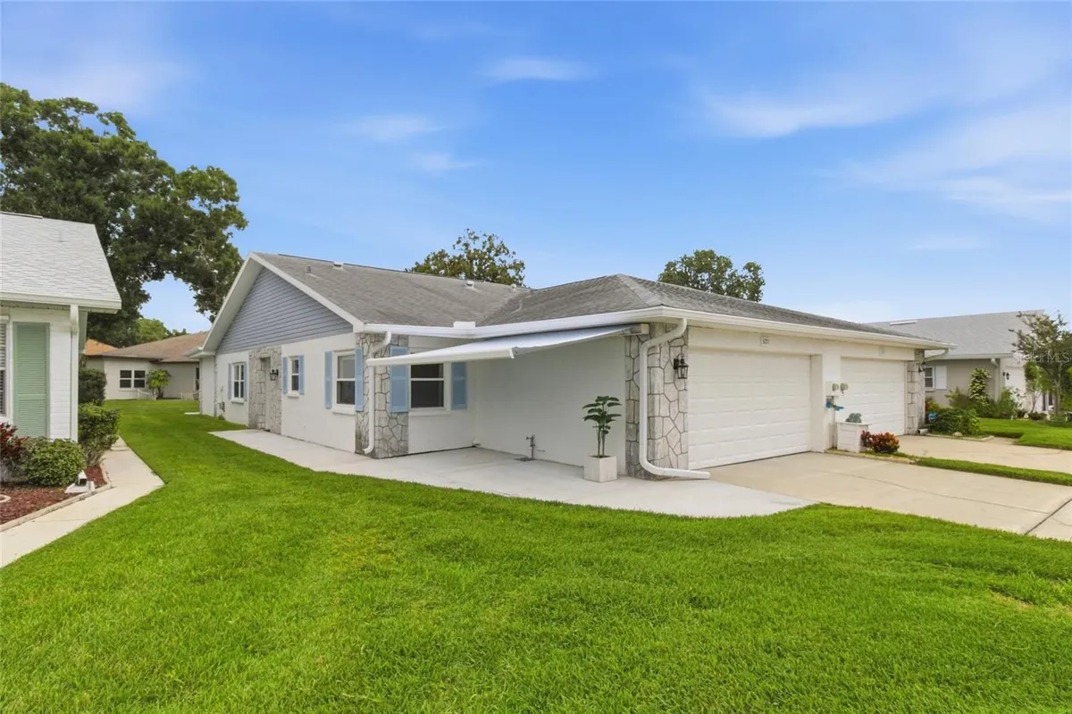 Property Slideshow image 1 of 44 | 3271 mcmath dr, Palm Harbor, FL, 34684