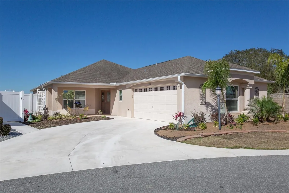 Property Slideshow image 1 of 32 | 9041 se 166th kathy loop, The Villages, FL, 32162