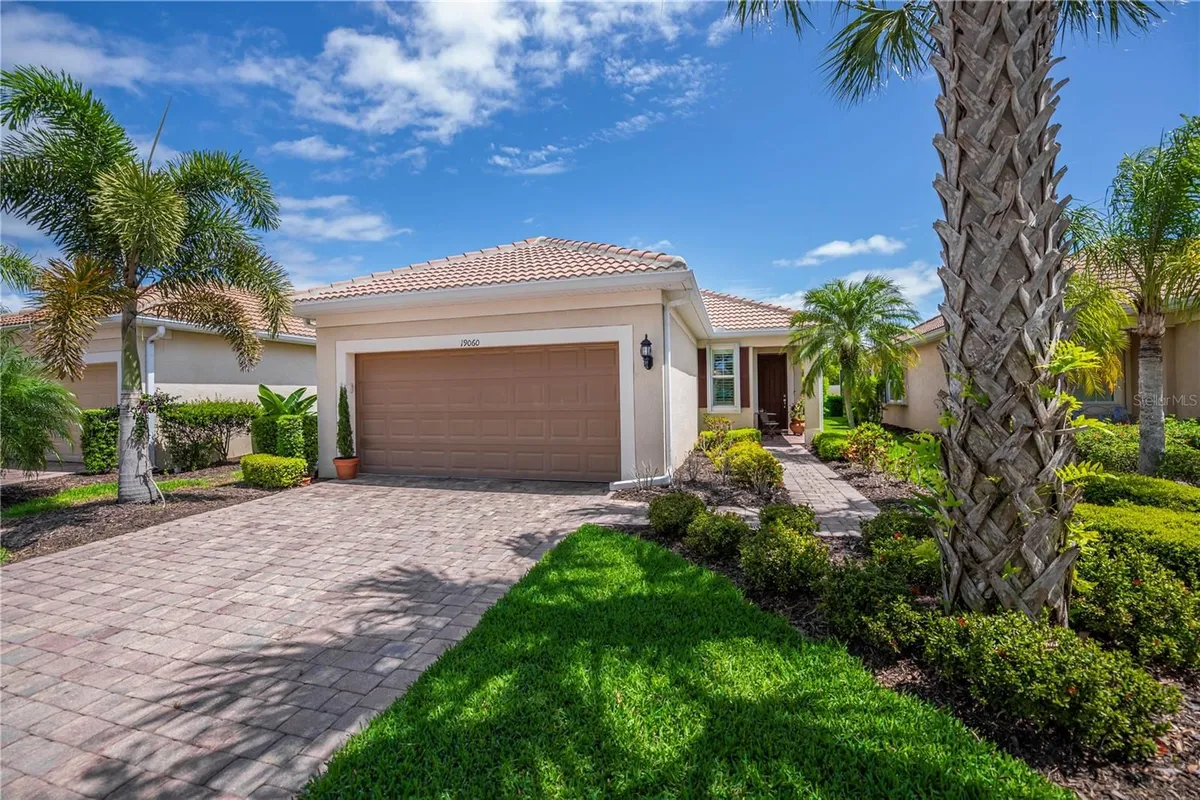 Property Slideshow image 1 of 35 | 19060 lappacio st, Venice, FL, 34293