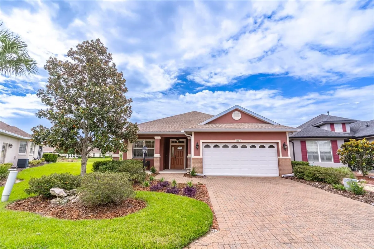 Property Slideshow image 1 of 73 | 8373 sw 82nd loop, Ocala, FL, 34481