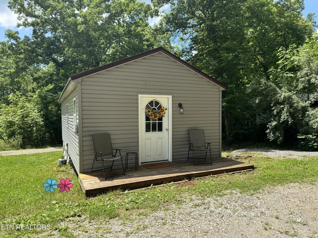 Property Slideshow image 1 of 21 | 111 stone dr, Crossville, TN, 38555