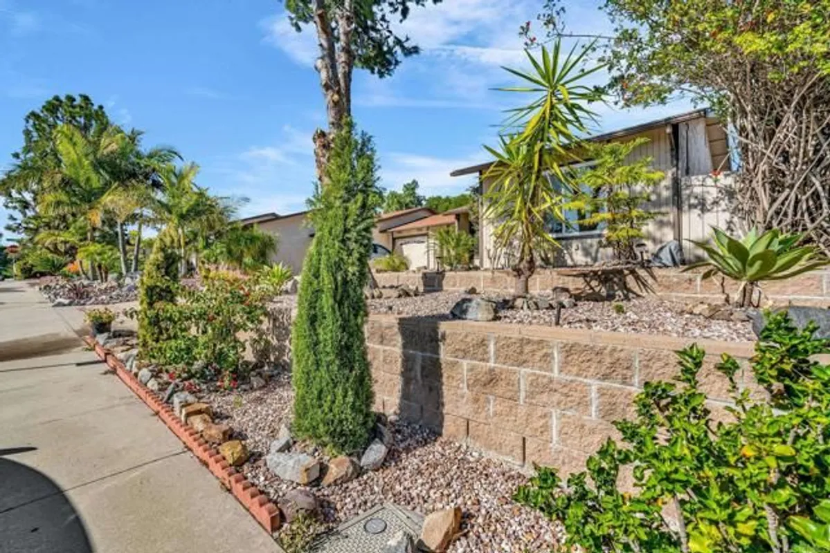 Property Slideshow image 1 of 53 | 4530 beverly glen dr, Oceanside, CA, 92056