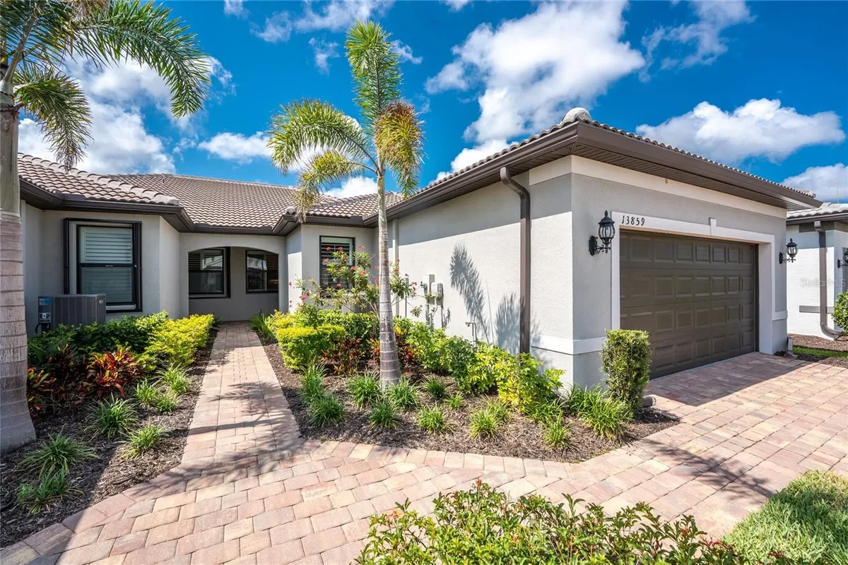 Property Slideshow image 1 of 81 | 13859 vadini st, Venice, FL, 34293